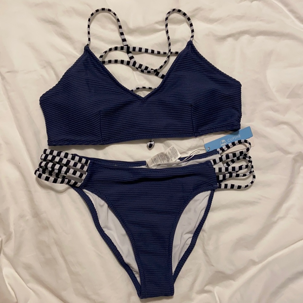 Cupshe navy athletic bikini